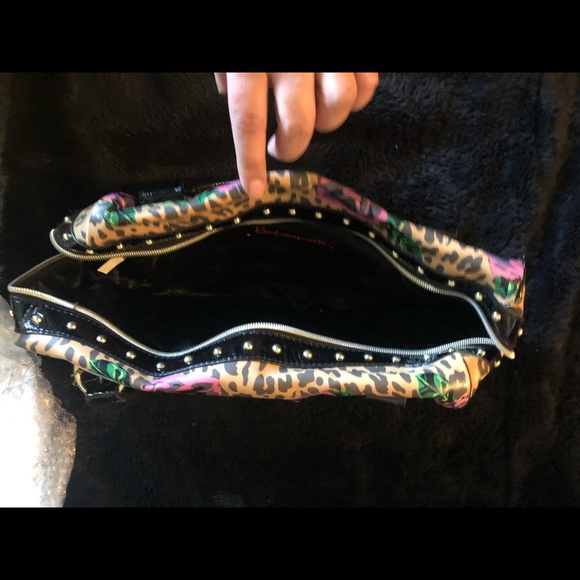 Betseyville by Betsey Johnson handbag - Picture 5 of 7